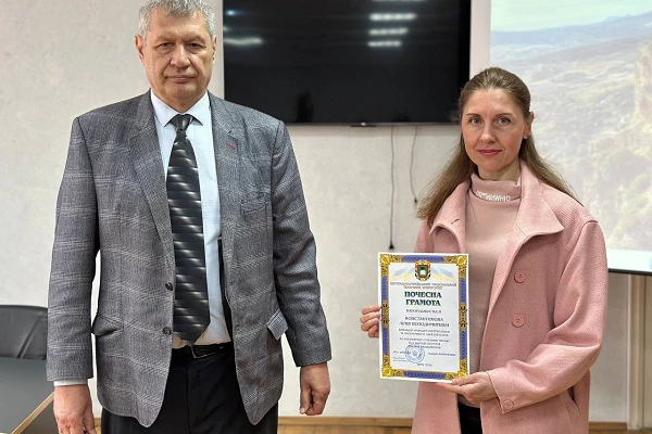 Викладачка КбПЗ нагороджена грамотою на засіданні Вченої ради ЦНТУ